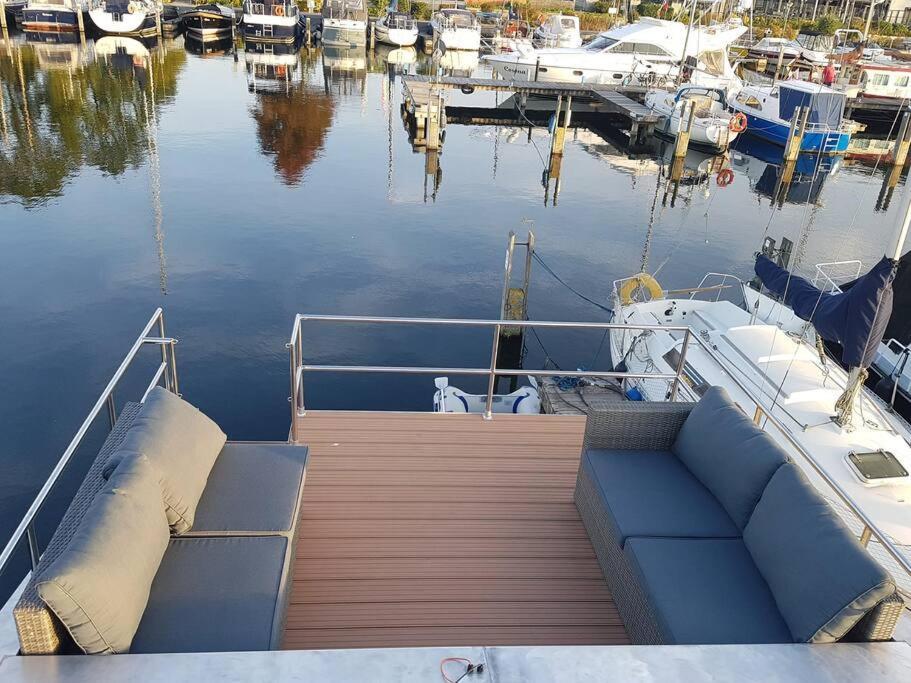 Tiny Lakehouse 泽沃德 外观 照片
